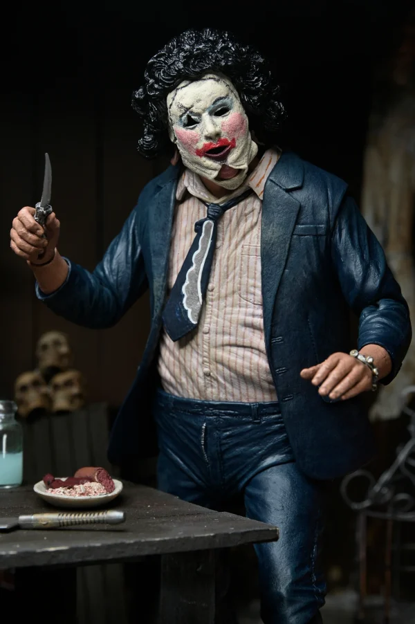 Texas Chainsaw Massacre - Leatherface Pretty Woman 7" Action Figure by NECA - Image 4