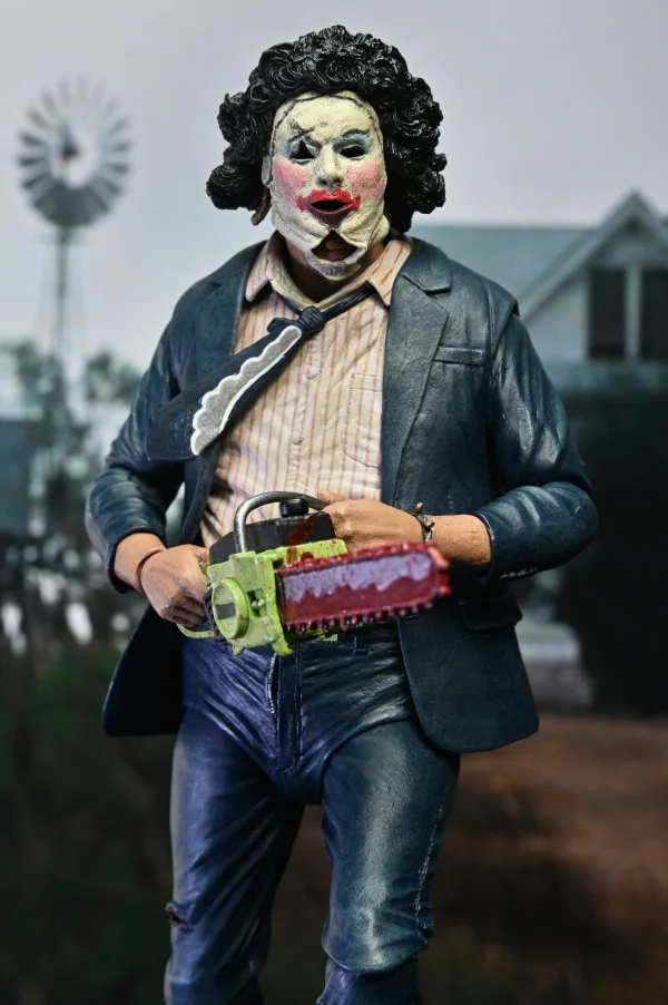 Texas Chainsaw Massacre - Leatherface Pretty Woman 7" Action Figure by NECA - Image 3