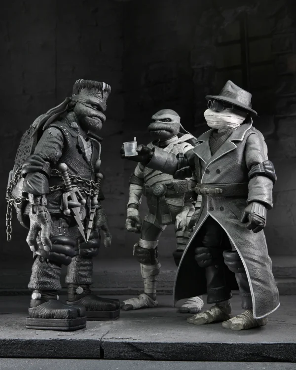 Teenage Mutant Ninja Turtles - Universal Monsters 4 Pack by NECA - Image 3