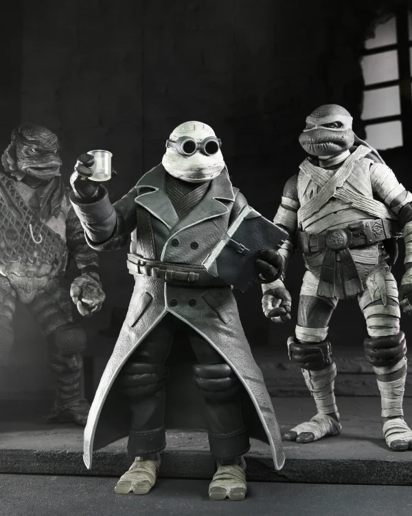 Teenage Mutant Ninja Turtles - Universal Monsters 4 Pack by NECA - Image 4