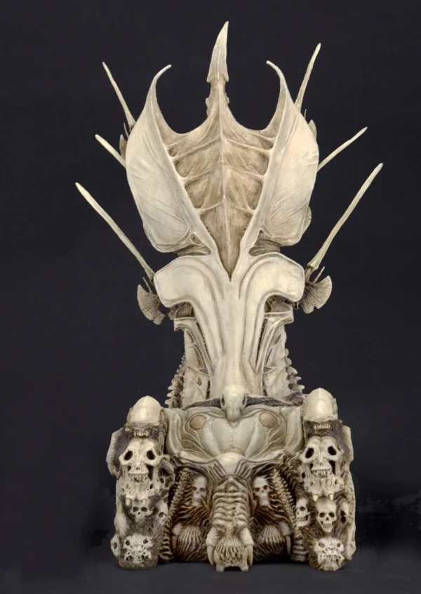 Predator 7” Diorama Element Throne by NECA - Image 4