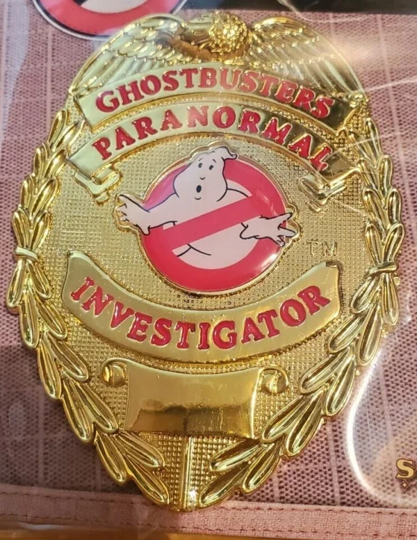Ghostbusters - Paranormal Investigators Badge Prop Replica by Spirit Halloween - Image 4