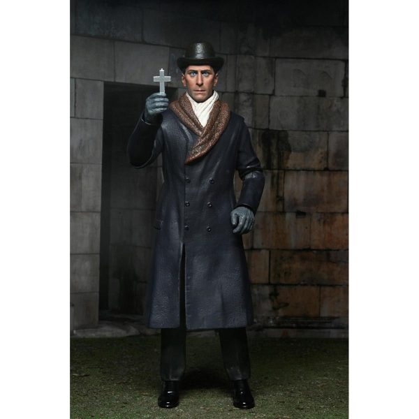 Horror of Dracula - 7” Hammer Horror Van Helsing Action Figure by NECA - Image 4