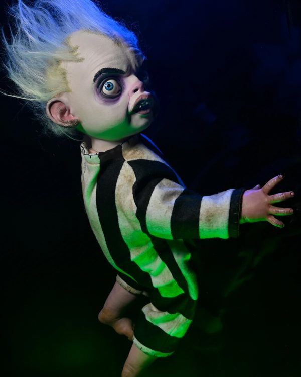 Beetlejuice - Life Size Baby Beetlejuice Replica Scale 1:1 by NECA