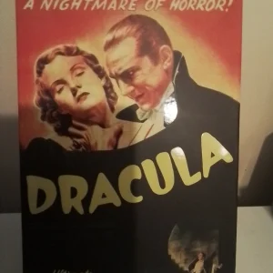 Universal Monsters - Dracula 7" Scale Action Figure by NECA