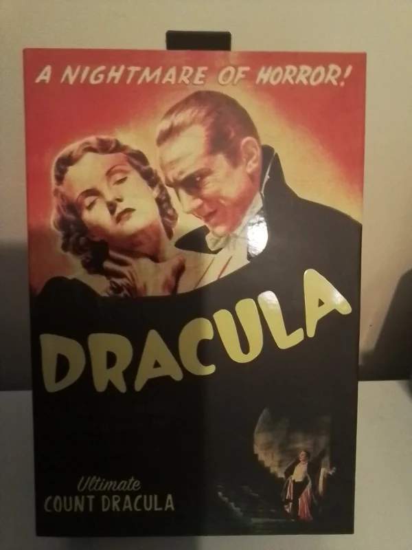 Universal Monsters - Dracula 7" Scale Action Figure by NECA