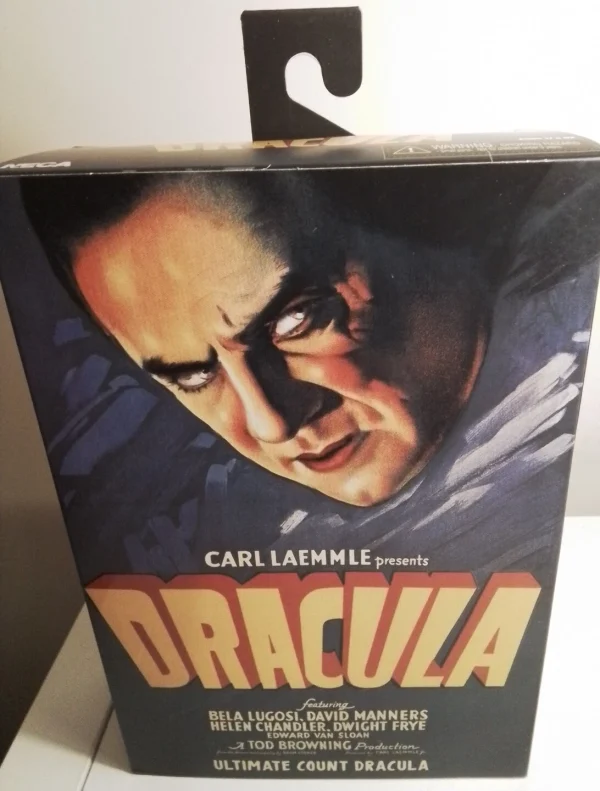 Universal Monsters - Transylvania Dracula 7" Scale Action Figure by NECA