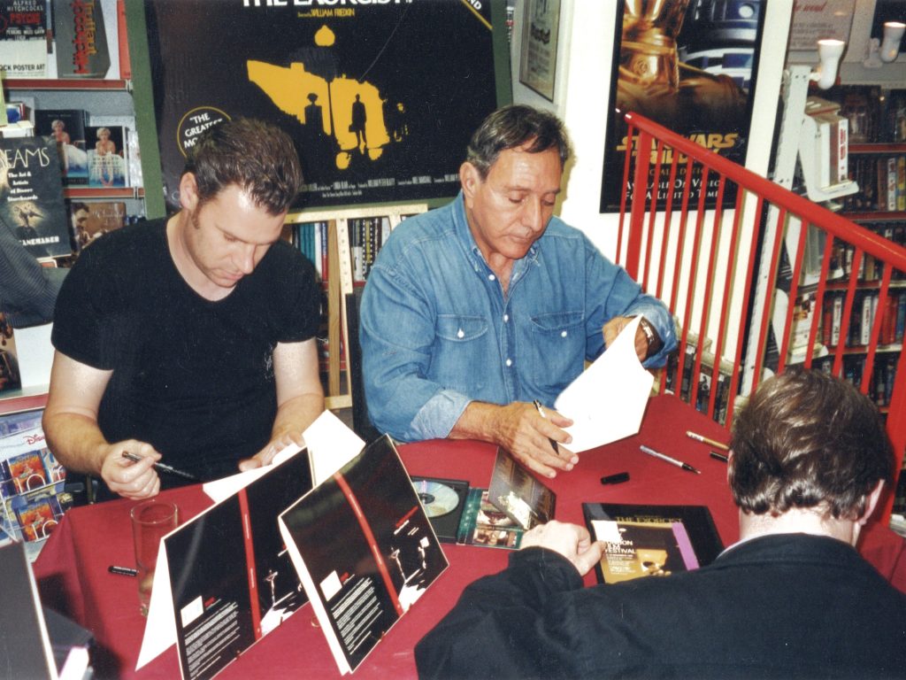 Cinema Store signings article at TheMovieMerch.com