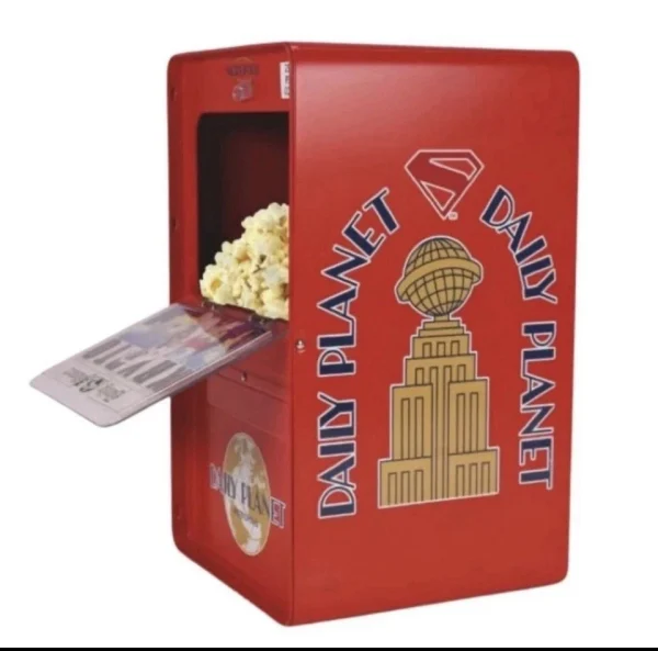 DC – Superman 2025 Daily Planet Newspaper Box AMC Exclusive Popcorn Bucket - Image 2