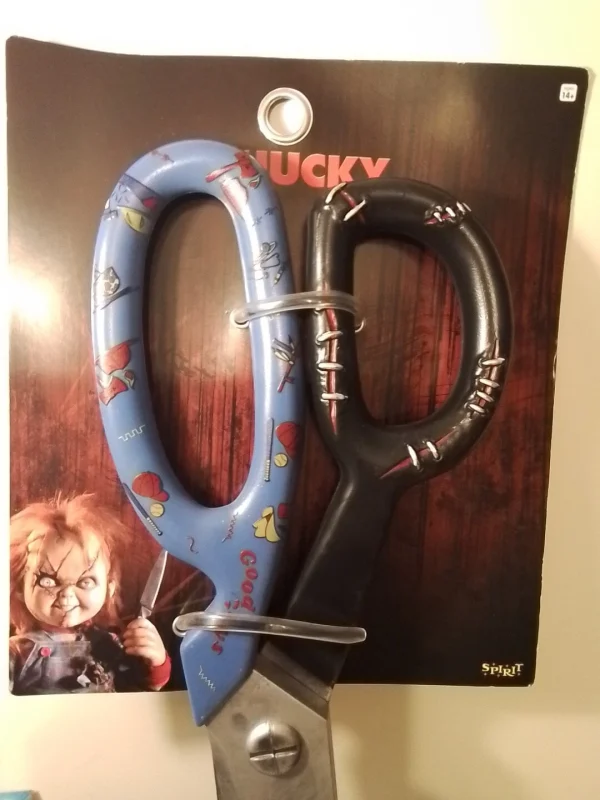 Chucky Giant Scissors Prop – 18” Official Spirit Halloween Display at themoviemerch.com