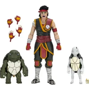 TMNT The Last Ronin Casey Marie Ultimate Figure by NECA | USA Import at themoviemerch.com